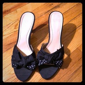 Mootsies tootsies bow kitty heel sandals
